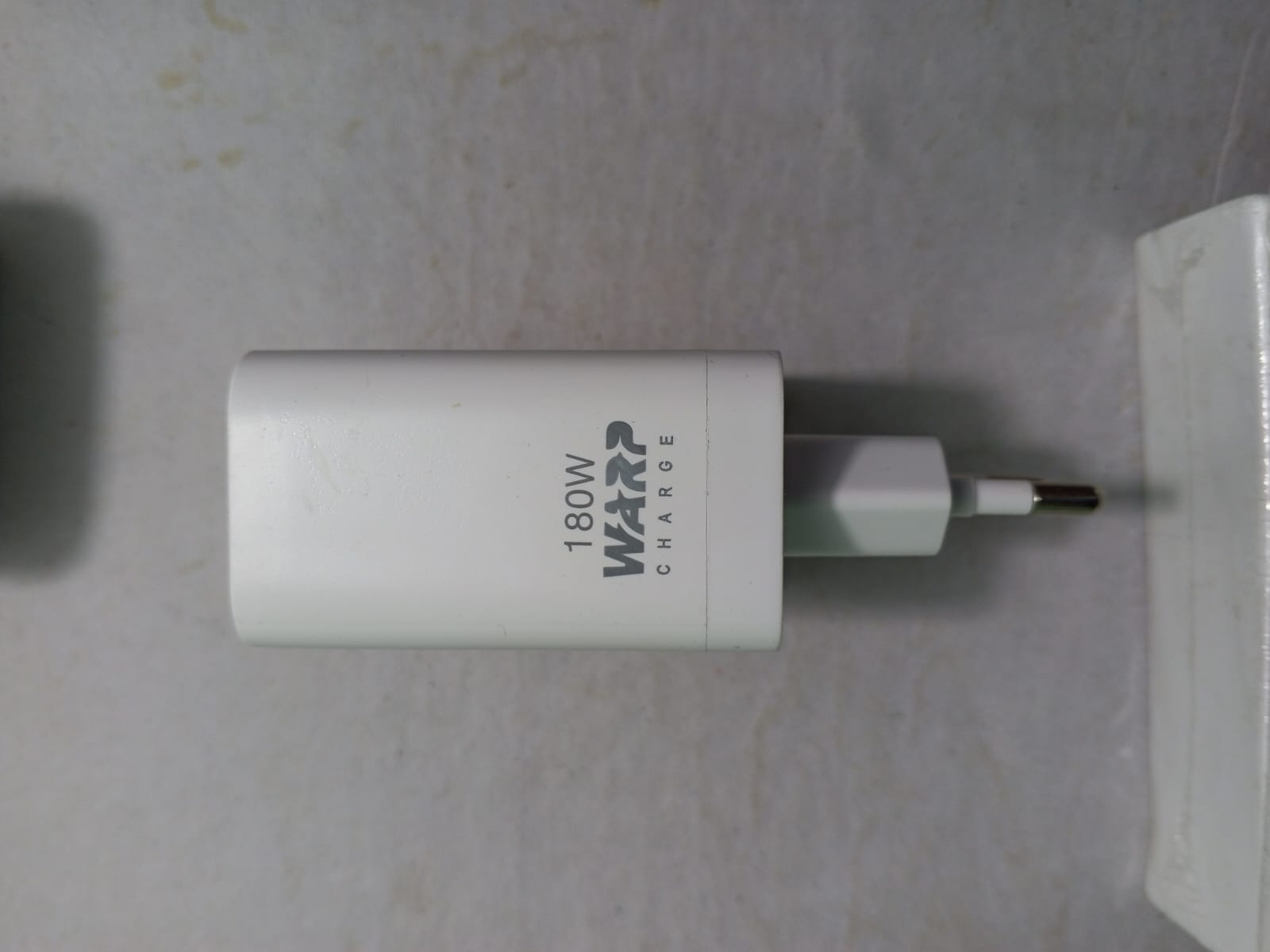 1 PLUS Warp Brand 180W Charger